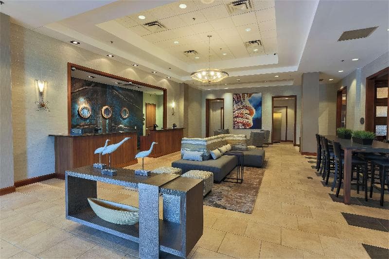 DoubleTree by Hilton Hotel Bay City - Riverfront 4