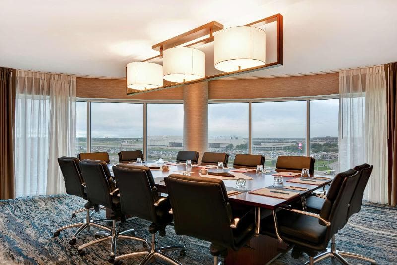 Embassy Suites by Hilton Minneapolis Airport 1