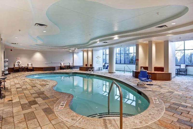 Embassy Suites by Hilton Minneapolis Airport 4