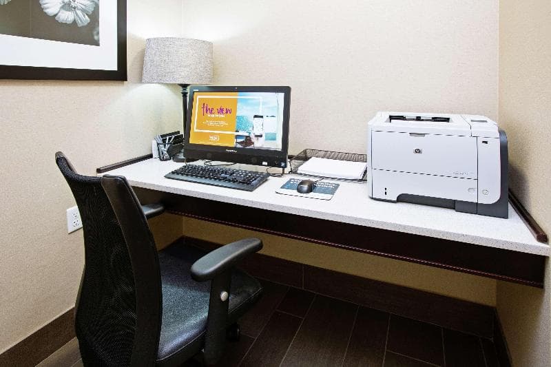 Hampton Inn Elizabethtown 5