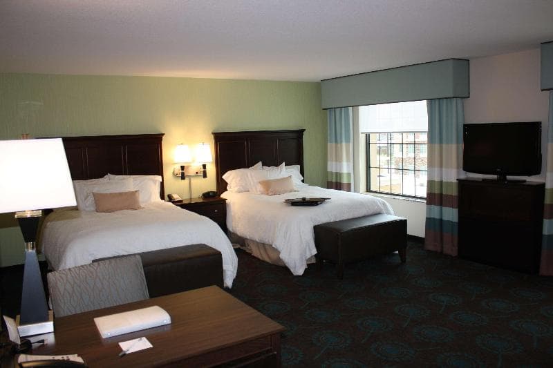 Hampton Inn & Suites St. Cloud, MN 4