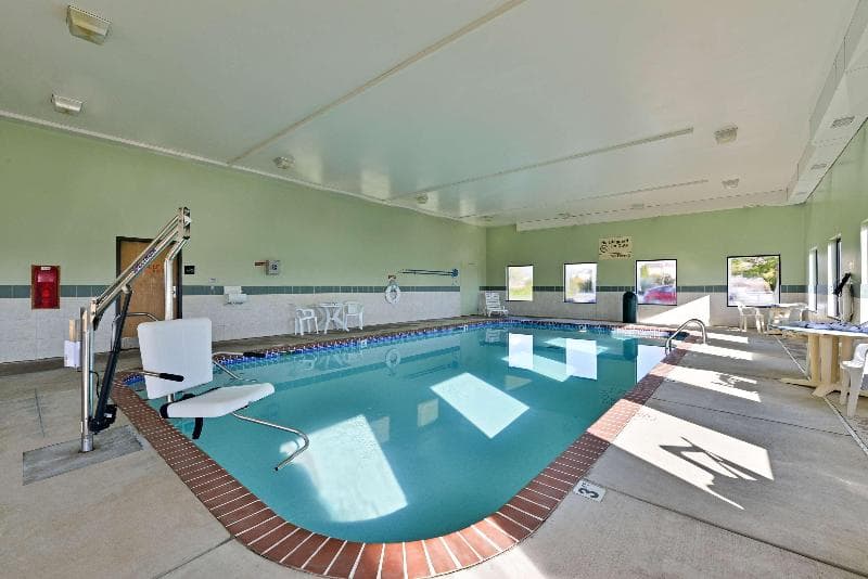 Hampton Inn Collinsville 3