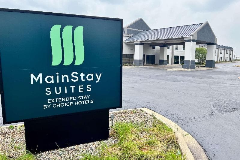 MainStay Suites Bourbonnais - Kankakee 3