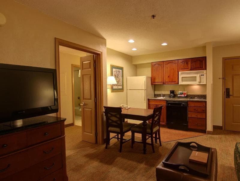 Homewood Suites by Hilton Baltimore-BWI Airport 2