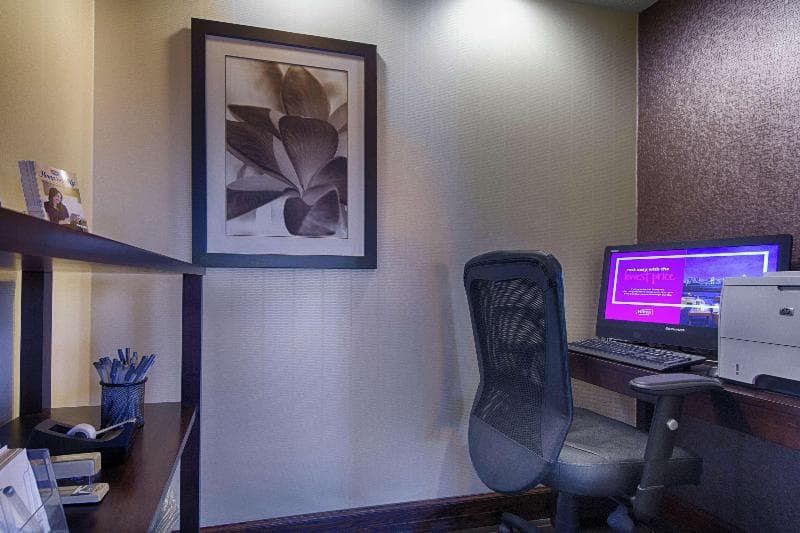 Hampton Inn Salina photo 1