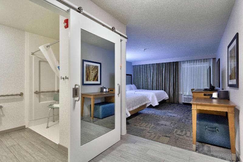 Hampton Inn Salina 4