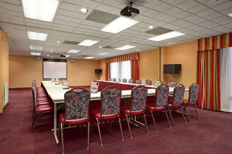 Hampton Inn York 5