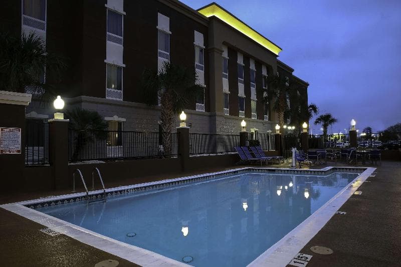 Hampton Inn Kingsville 3