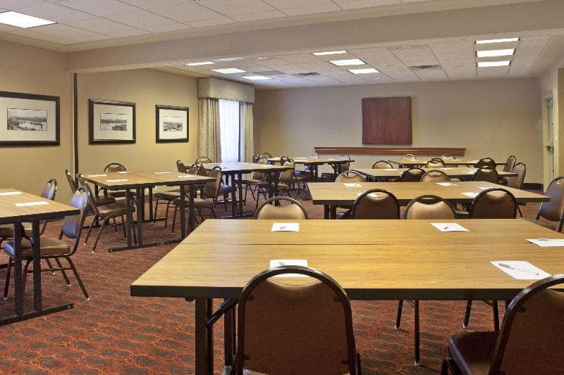 Hampton Inn Suites Minneapolis St Paul Arpt-Mall of America main