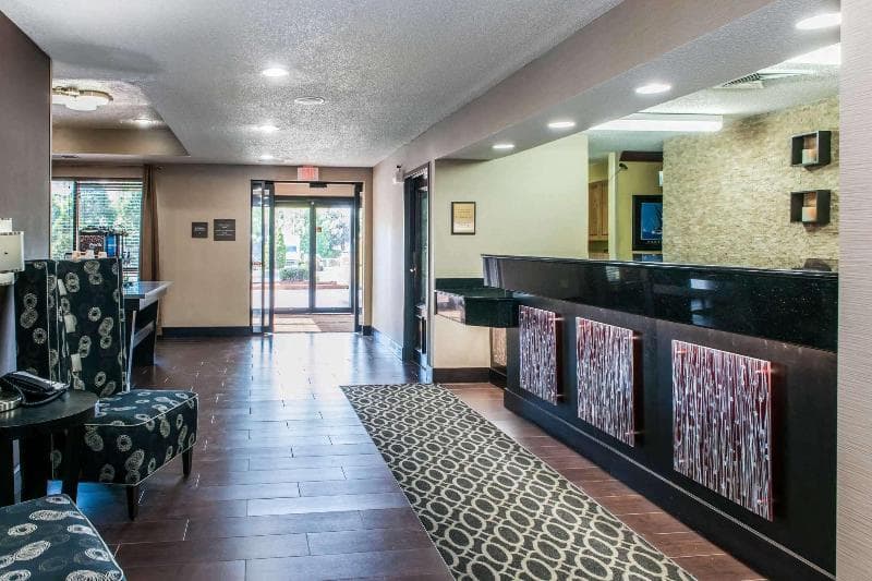 Comfort Inn Blue Ash North 5