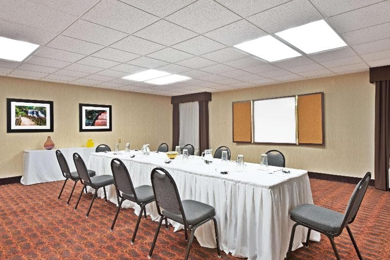Hampton Inn Huntington/Barboursville 5