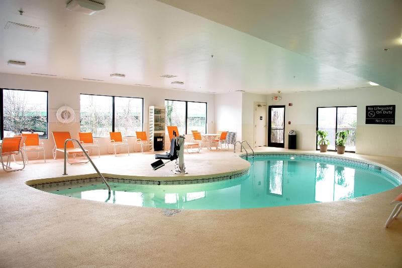 Hampton Inn Charleston-Downtown 4