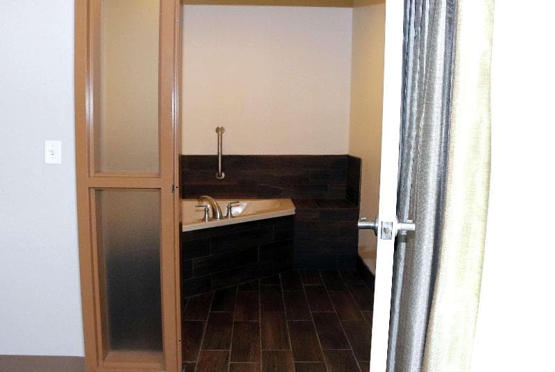 Hampton Inn & Suites Stephenville 4