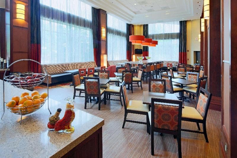 Hampton Inn & Suites Arlington Crystal City DCA 4