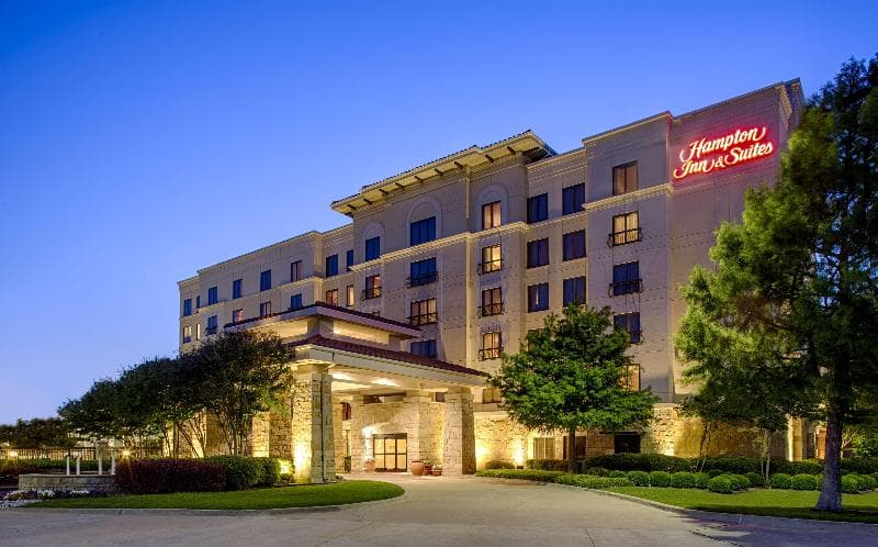 Hampton Inn & Suites Legacy Park-Frisco 4