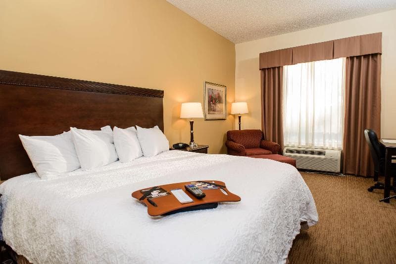 Hampton Inn Victoria 2