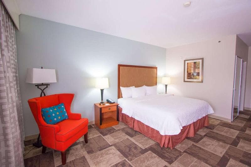 Hampton Inn Hutchinson 5