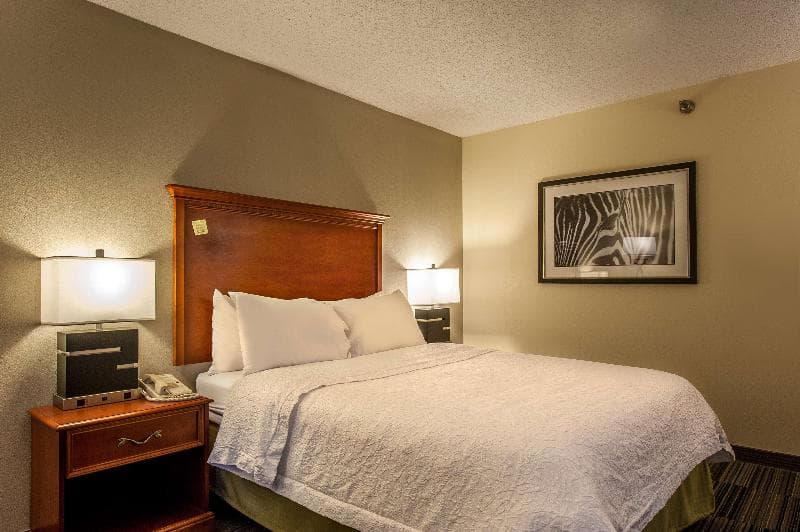 Hampton Inn Bowling Green 4