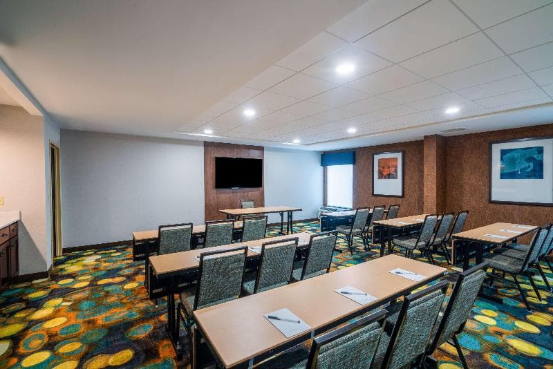 Hampton Inn Bardstown 4