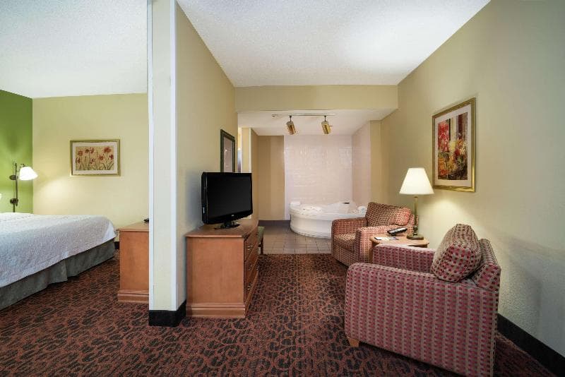 Hampton Inn Bardstown 5