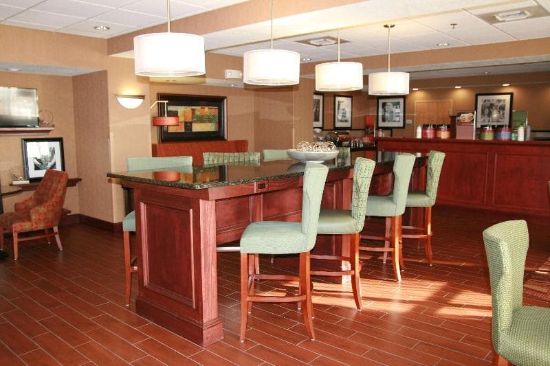 Hampton Inn Hays-North of I-70 2