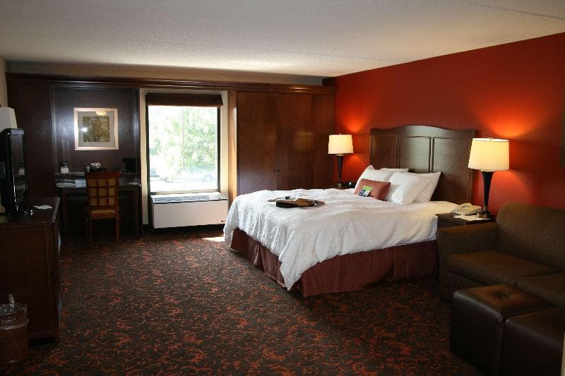 Hampton Inn Chambersburg 4