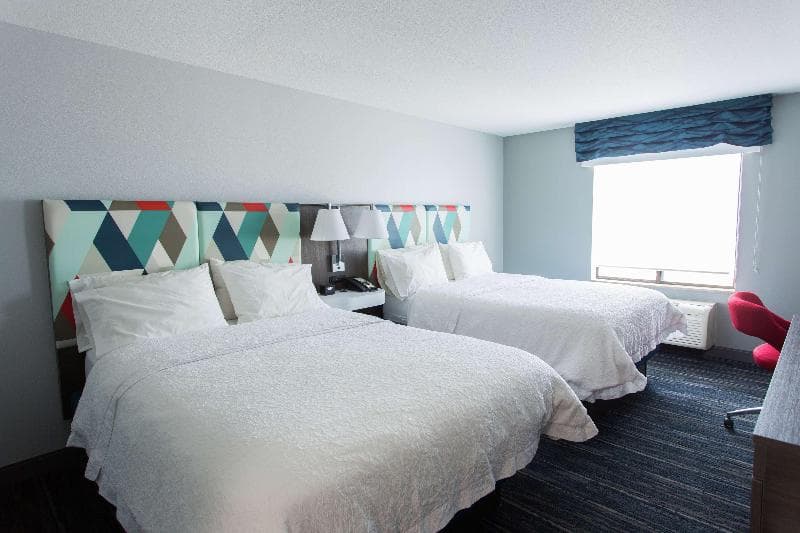 Hampton Inn & Suites Ankeny 2
