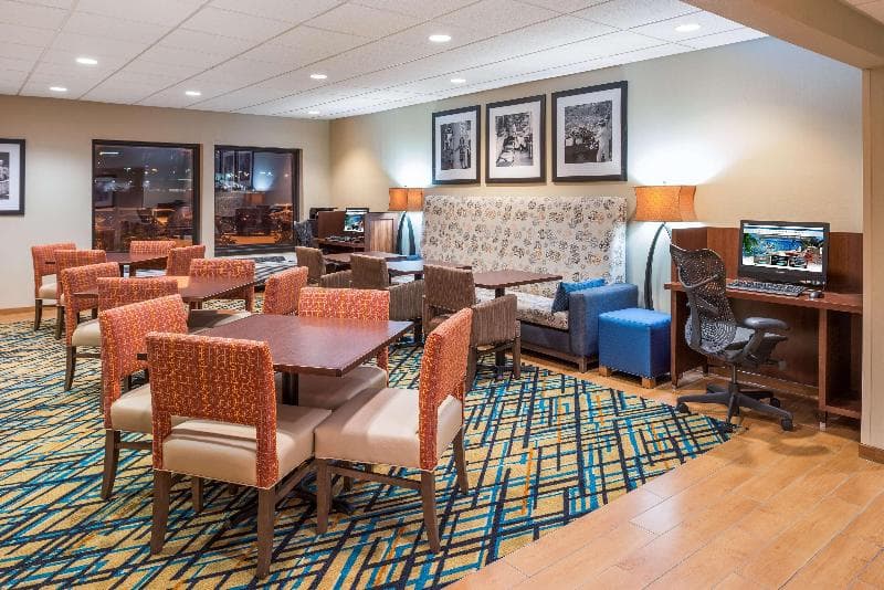 Hampton Inn Columbia photo 1
