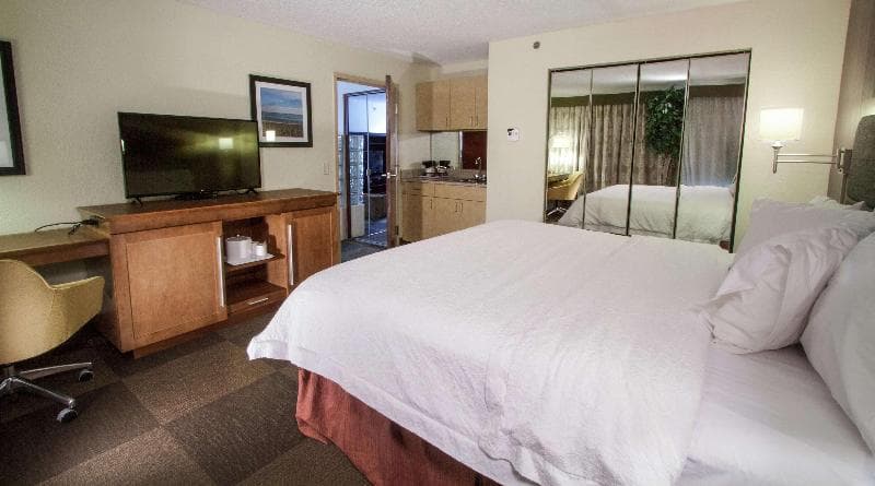 Hampton Inn South Haven 2