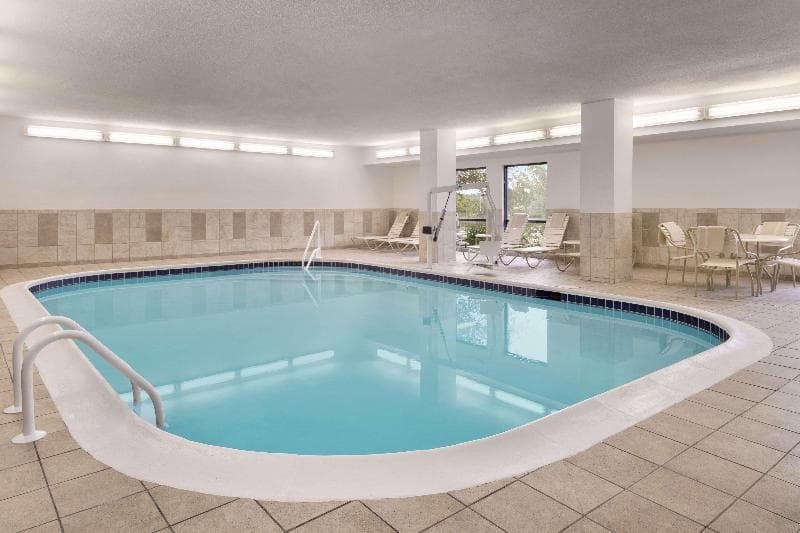 Hampton Inn Zanesville 3