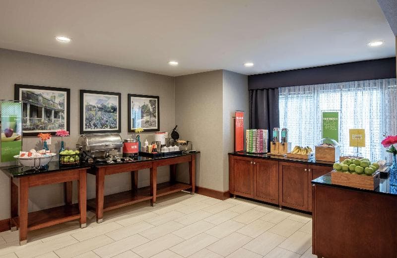 Hampton Inn Waldorf 3