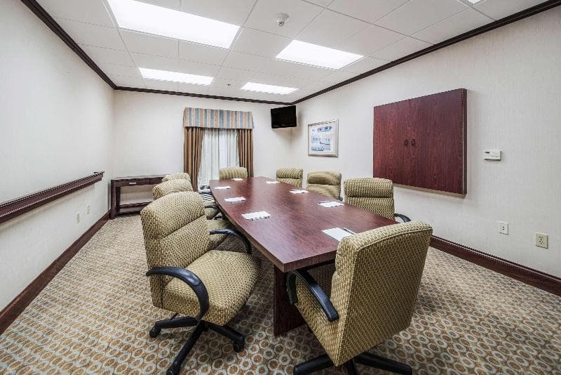 Hampton Inn Greenfield photo 1