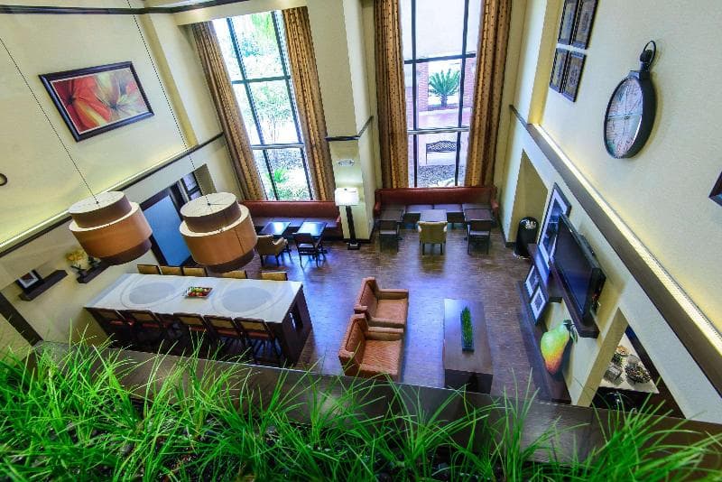 Hampton Inn Houston-Pearland 5