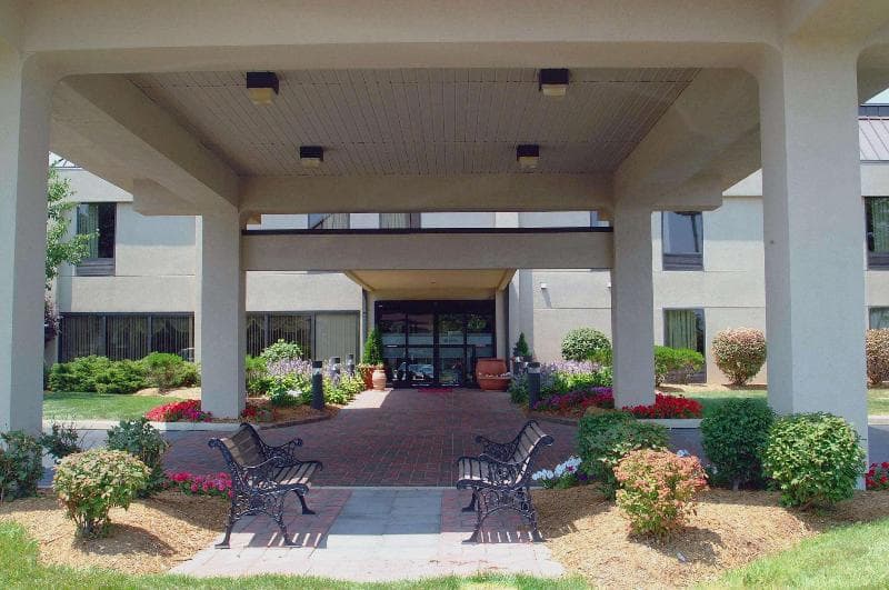 Hampton Inn Columbus-South 2