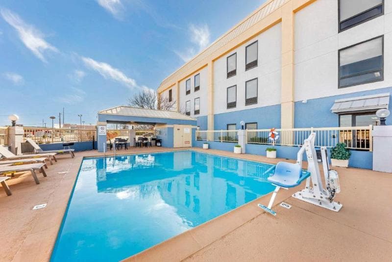 Comfort Inn Killeen Near Fort Cavazos 3