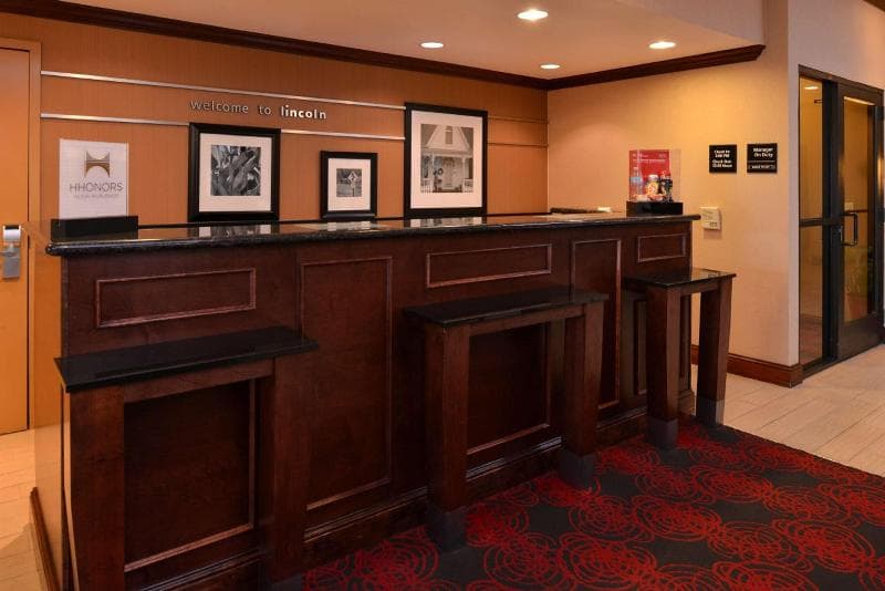 Hampton Inn Lincoln 4