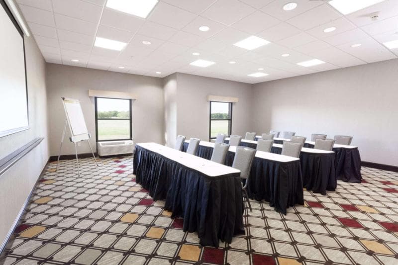 Hampton Inn & Suites Dallas-DFW Airport North-Grapevine 4