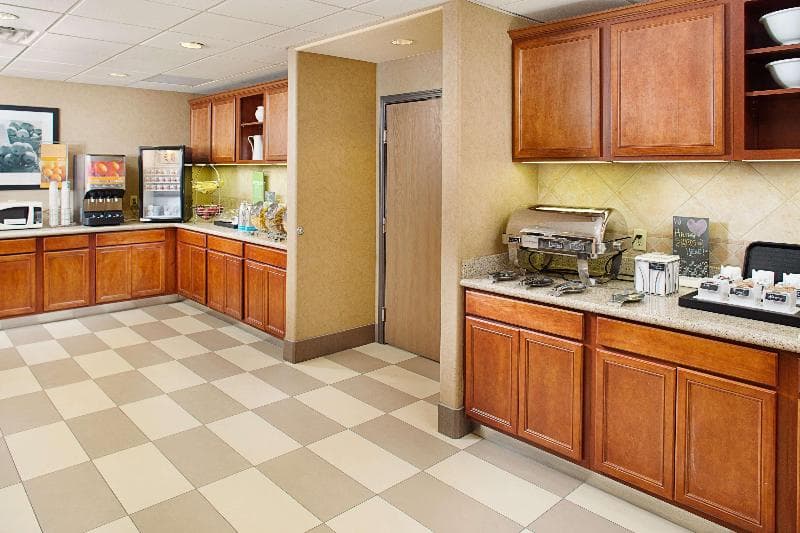 Hampton Inn & Suites Denton photo 1