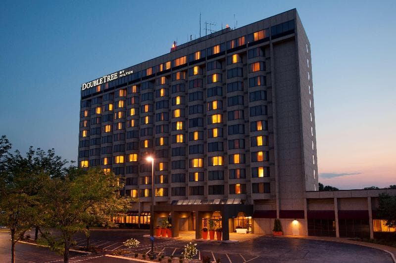 DoubleTree by Hilton Hotel St. Louis - Chesterfield 3