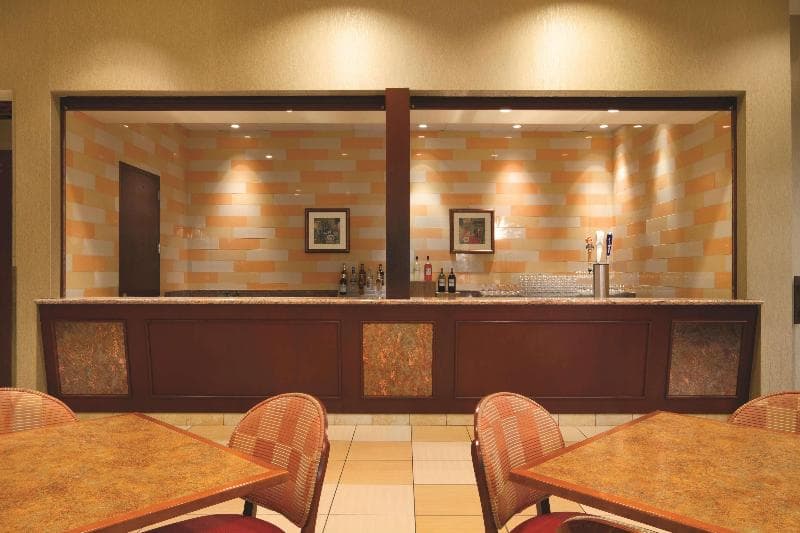 Embassy Suites by Hilton Norman Hotel & Conference Center 4