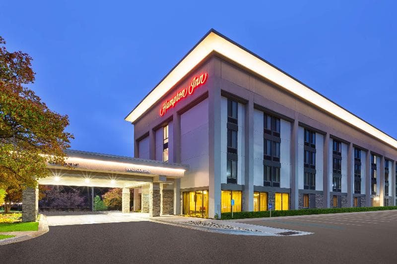 Hampton Inn Traverse City 2