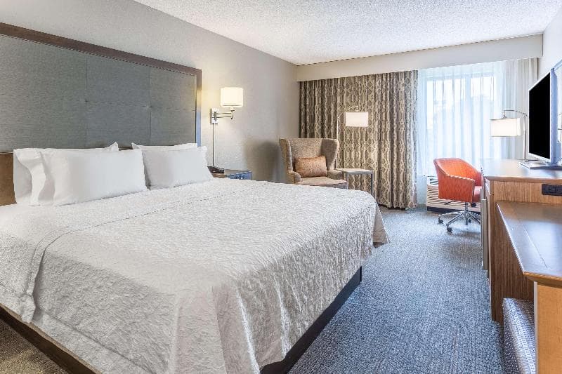 Hampton Inn Eau Claire 2