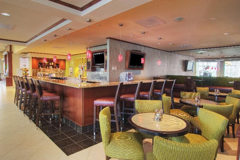 Hilton Garden Inn Houston-Pearland 2