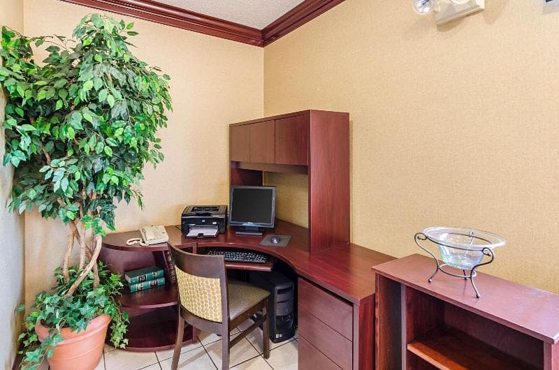 Quality Inn Lynchburg photo 1