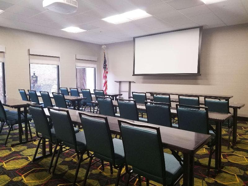 Hampton Inn Greensburg 4