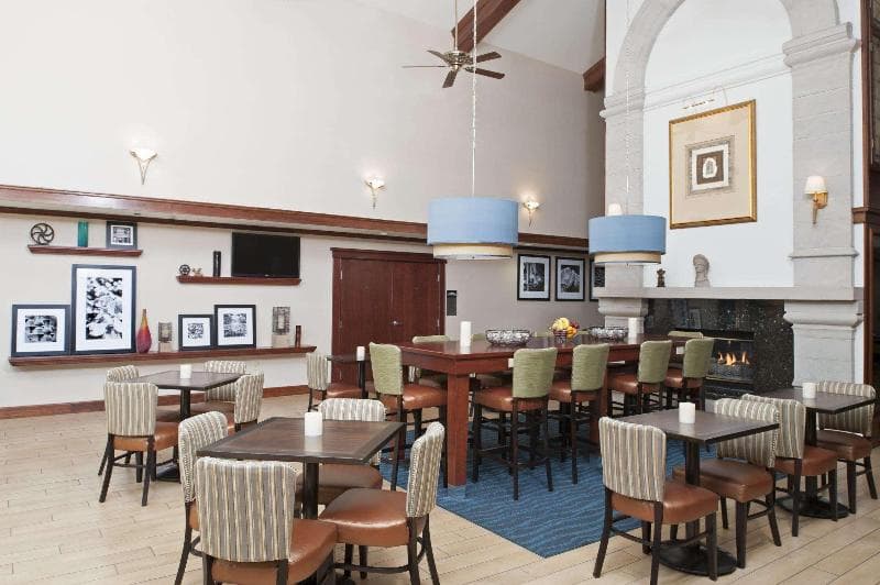 Hampton Inn & Suites Kokomo 2