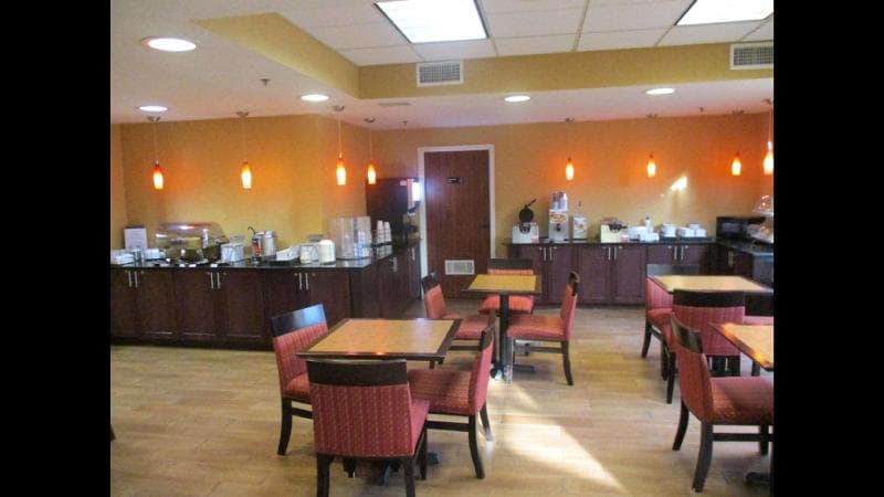 Surestay Plus Hotel By Best Western Norman 2