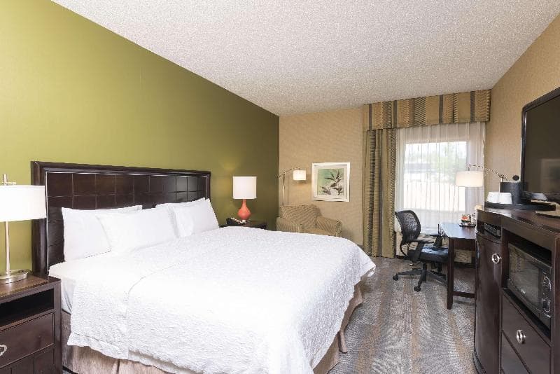 Hampton Inn Port Huron 5