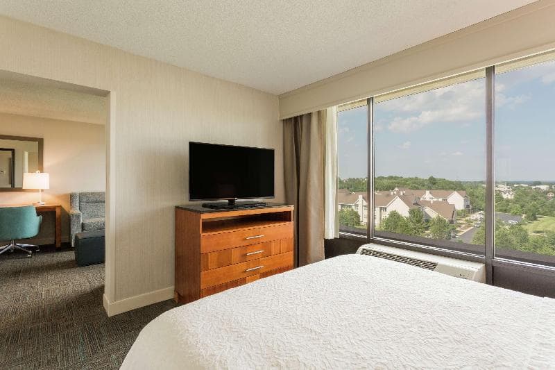 Hampton Inn Manassas 4