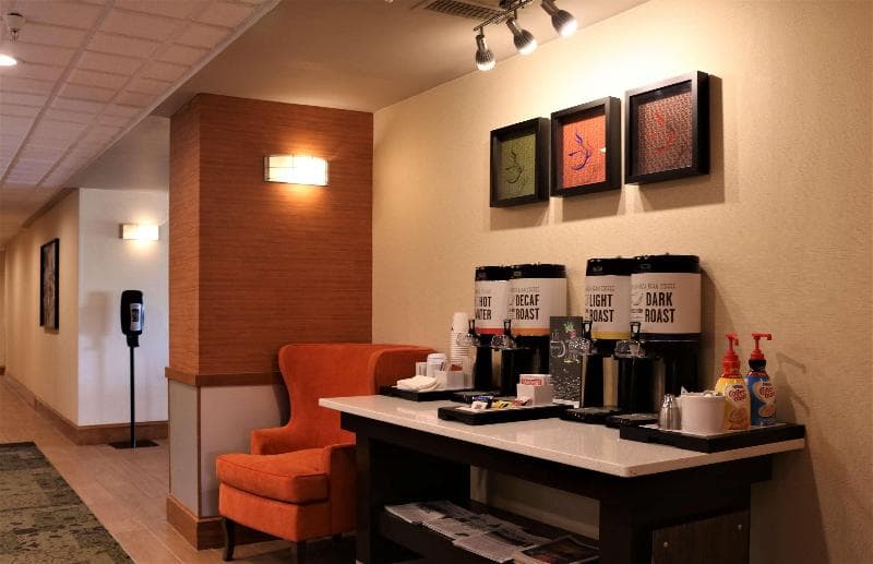 Hampton Inn & Suites Fremont 4